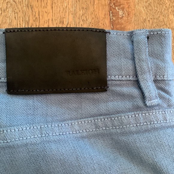 Raleigh Denim Waist 38 Alexander Fit in Light Blue - Picture 9 of 12